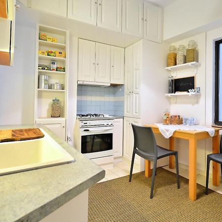 Plaka Elegant Apartment Atenas Exterior foto