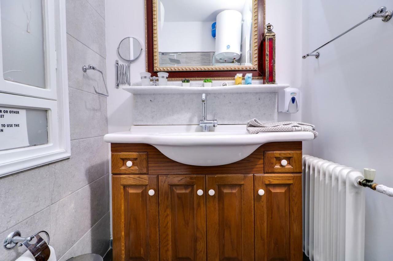 Plaka Elegant Apartment Atenas Exterior foto